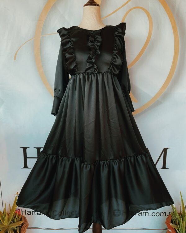 Elegant Black Ruffle Maxi Dress 👗🖤 | Satin Shine with Statement Flair