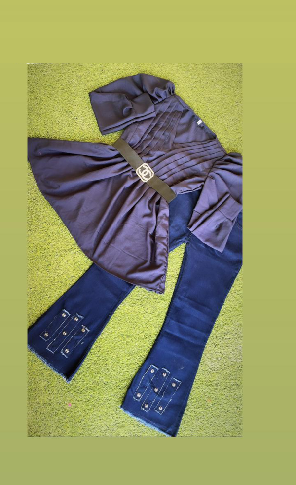 Black Pleated Satin Top with Designer Denim Jeans – Elegant & Edgy Combo 👚👖