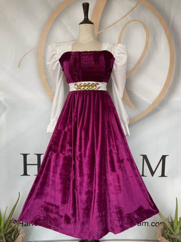 Elegant Black Velvet Maxi with White Puff Sleeves & Gold Chain Belt