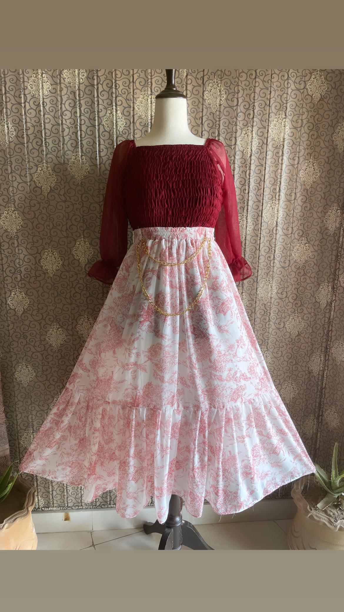 Chic Maroon & Floral White Maxi with Gold Chain Accent