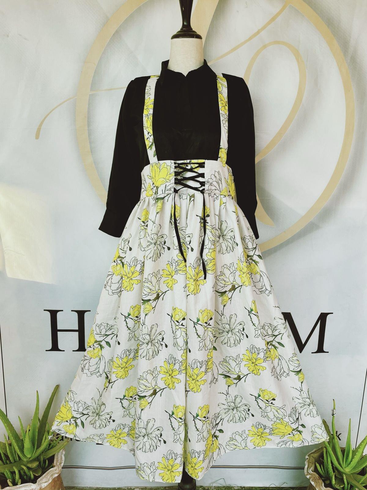 Title: Floral Suspender Dress with Lace-Up Waist