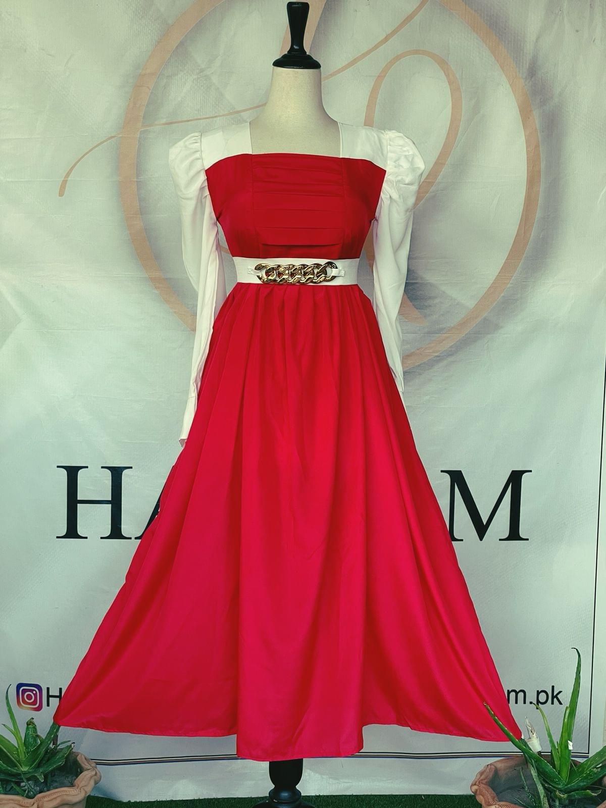 Black & White Contrast Maxi Dress with Statement Sleeves - Image 3