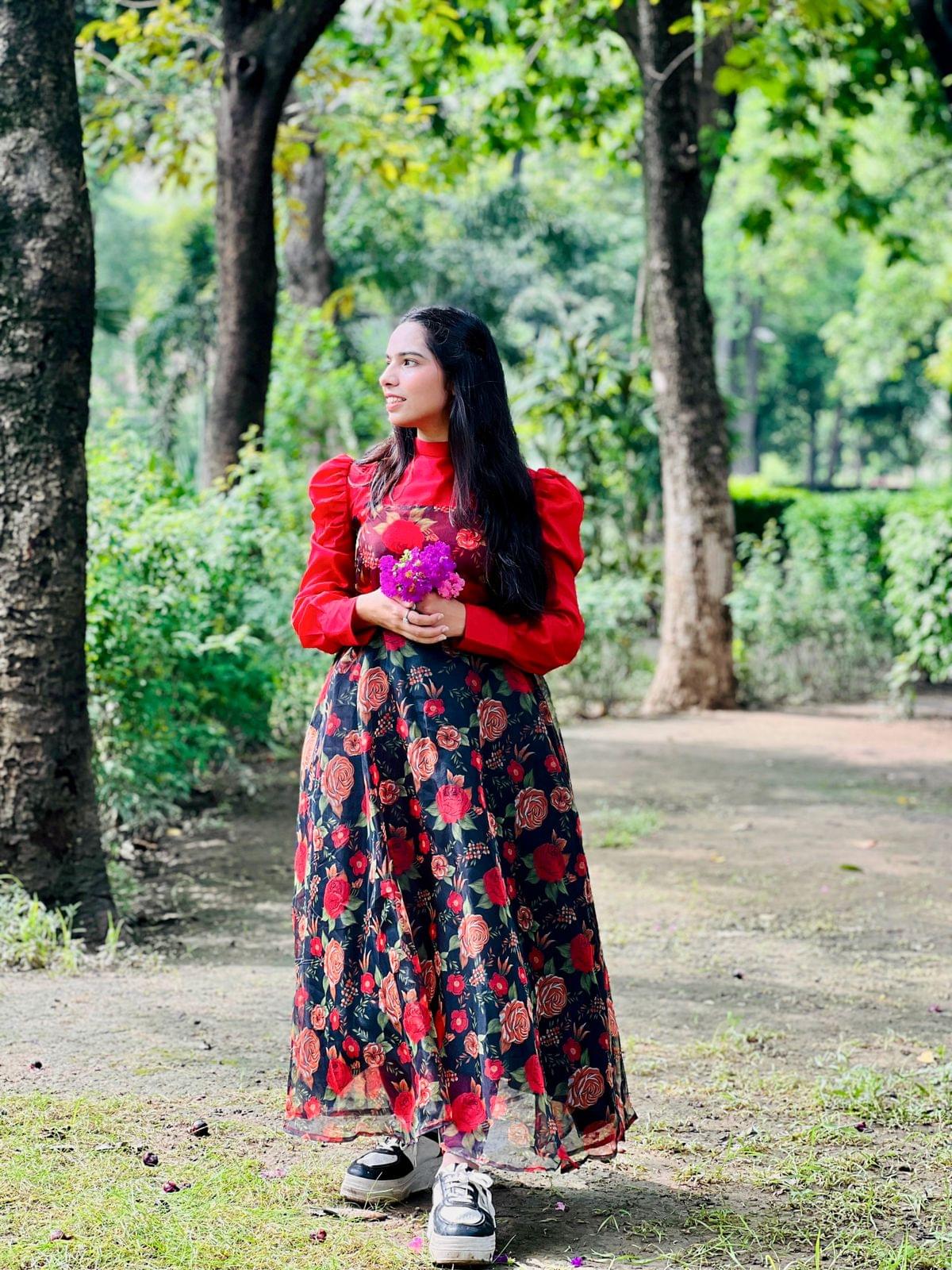 Elegant Black & Red Floral Organza Dress - Image 6