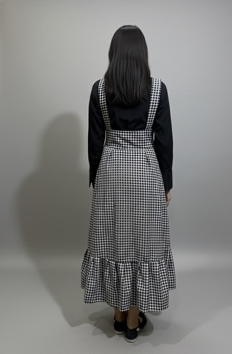 Classic Gingham Check Maxi Pinafore Skirt with Black Shirt Set - Image 3